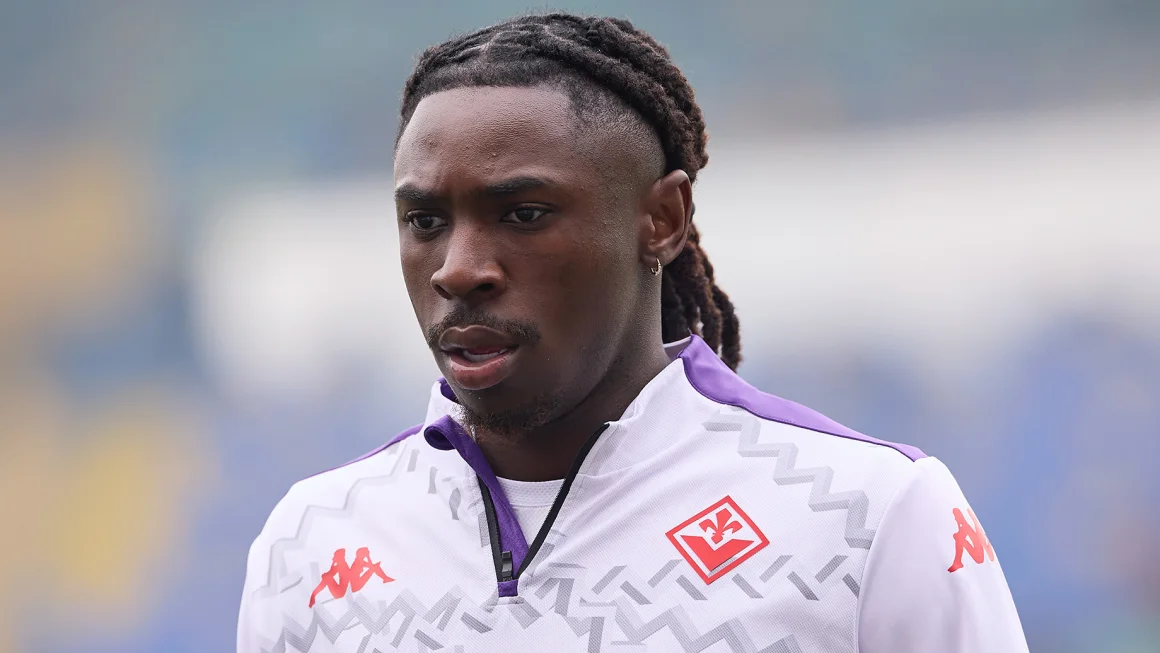 Fiorentina’s Moise Kean Released from Hospital After On-Field Collapse Following Head Injury