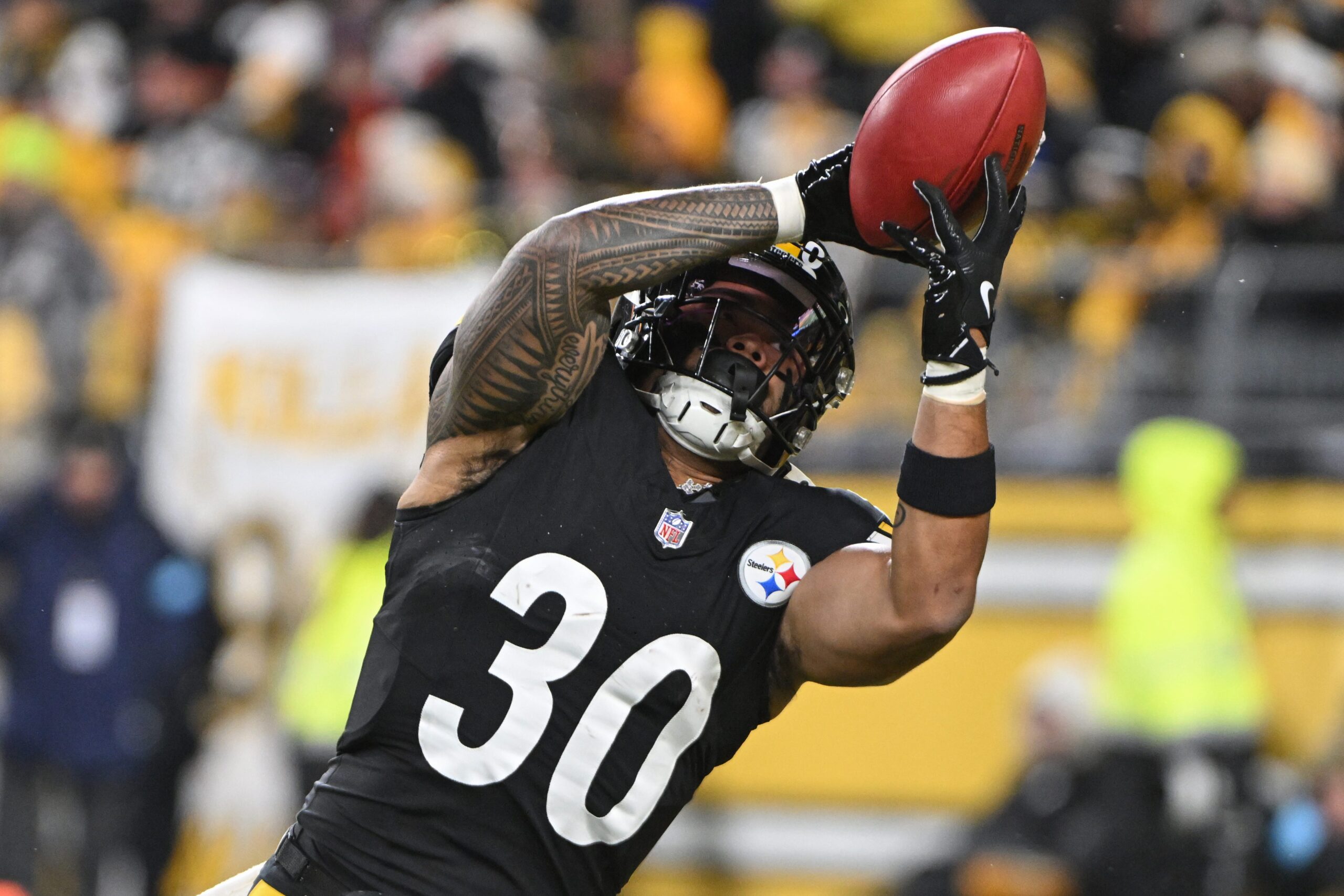 Watch Steelers Battle Jaguars in Thrilling Preseason Showdown Tonight