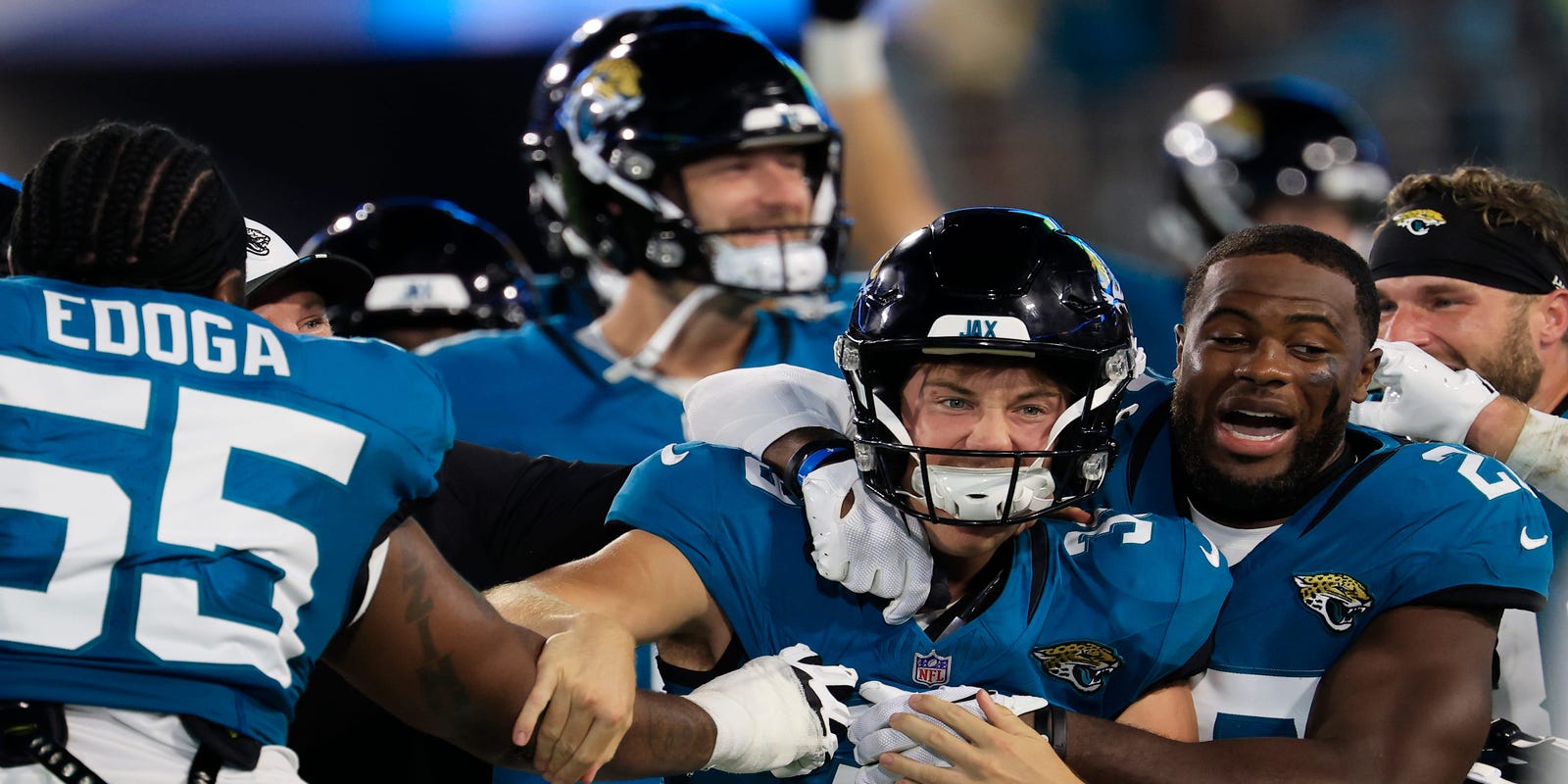 Cam Little Shines as Jaguars’ Rookie Kicker