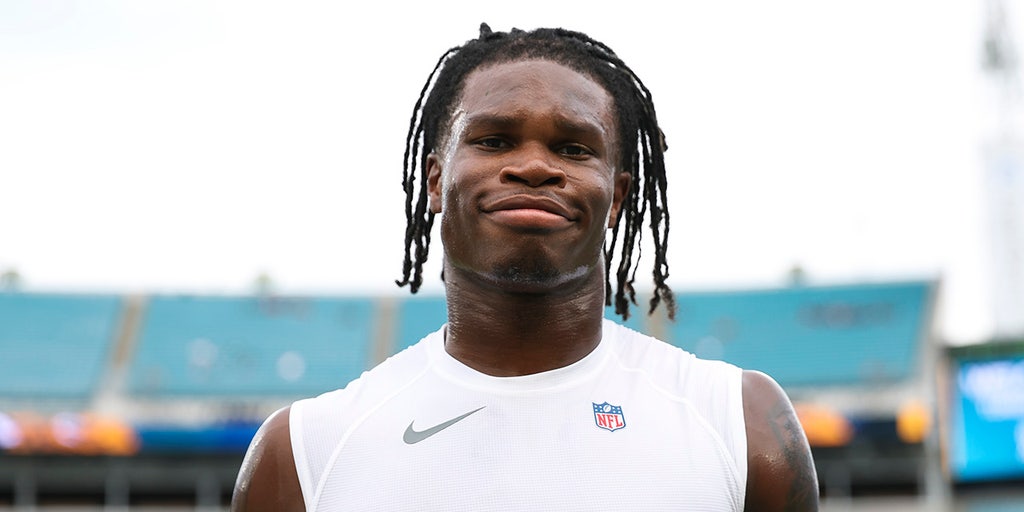 Travis Hunter Debuts as NFL Sensation and Academic Star