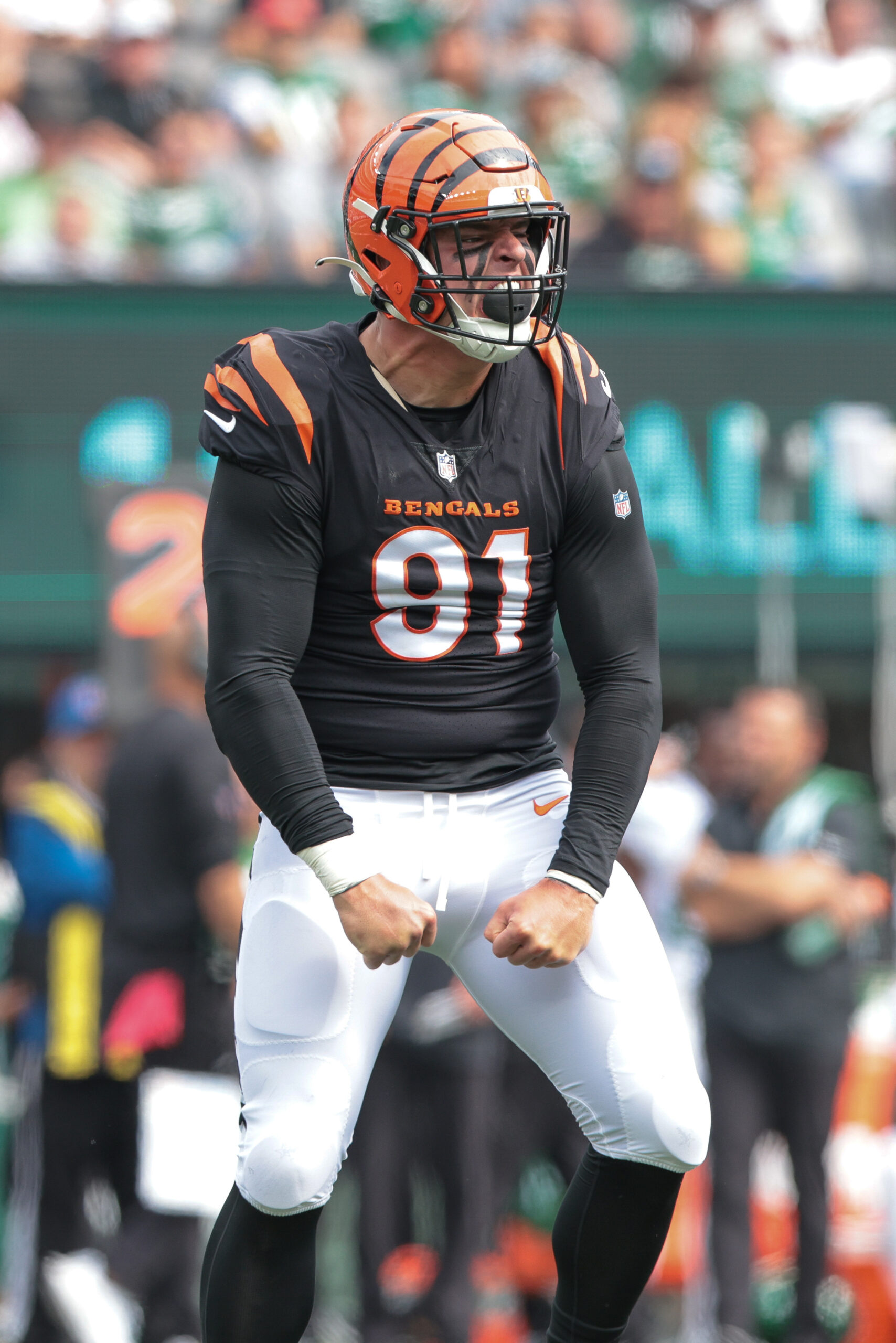 Trey Hendrickson Sparks Trade Speculation as Bengals Look to Rebuild Trey Hendrickson Sparks Trade Speculation as Bengals Look to Rebuild
