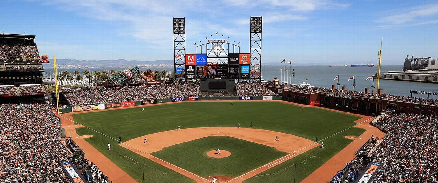 Giants Dominate Orioles 15-8 and Extend Winning Streak