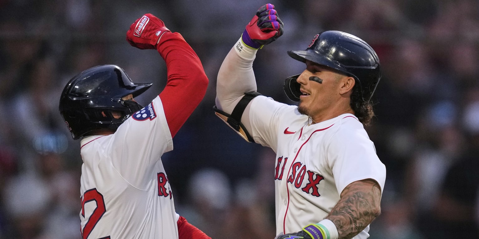 Red Sox Extend Winning Streak by Defeating Royals 8-5