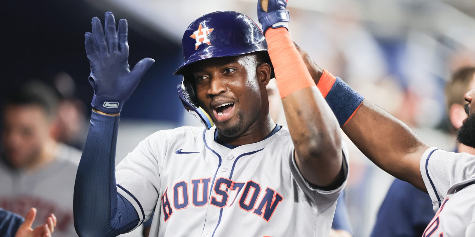 Astros Defeat Marlins 8-2 to Snap Winning Streak