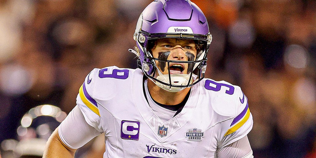 J.J. McCarthy Leads Minnesota to Thrilling Comeback Victory J.J. McCarthy Leads Minnesota to Thrilling Comeback Victory