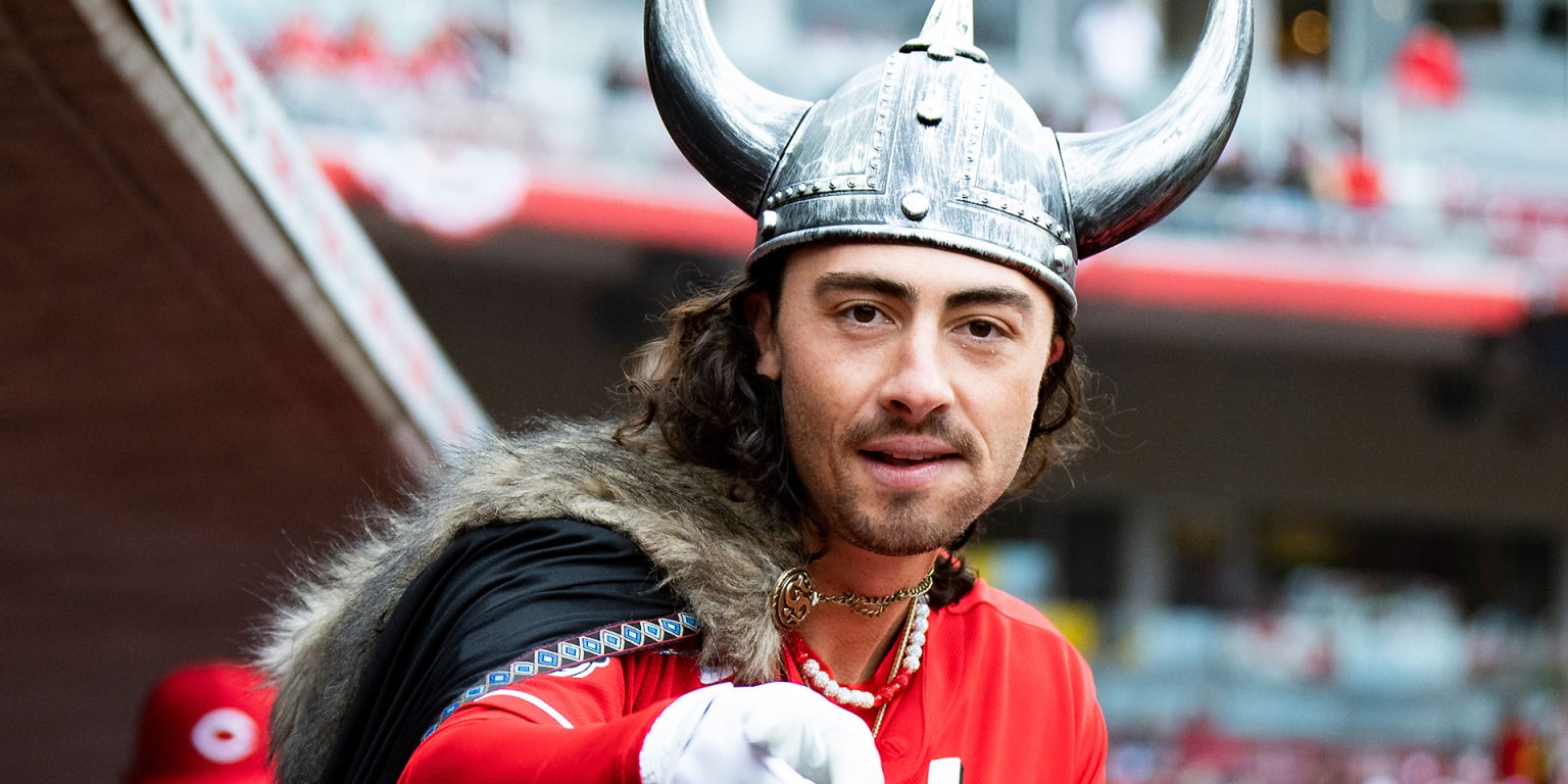 Cincinnati Reds Captivate Fans with Record-Setting Home Run Performance