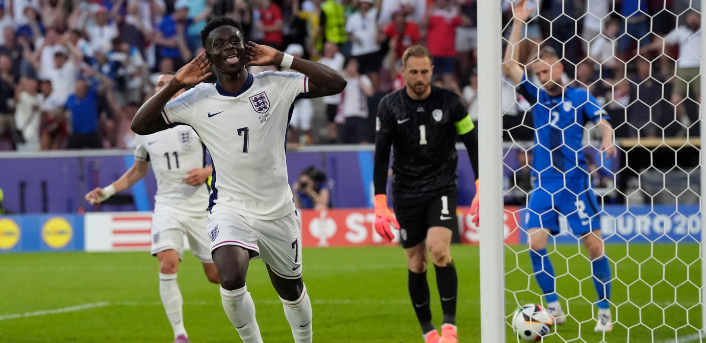 England Secures Knockout Round Spot with 1-1 Draw Against Czech Republic