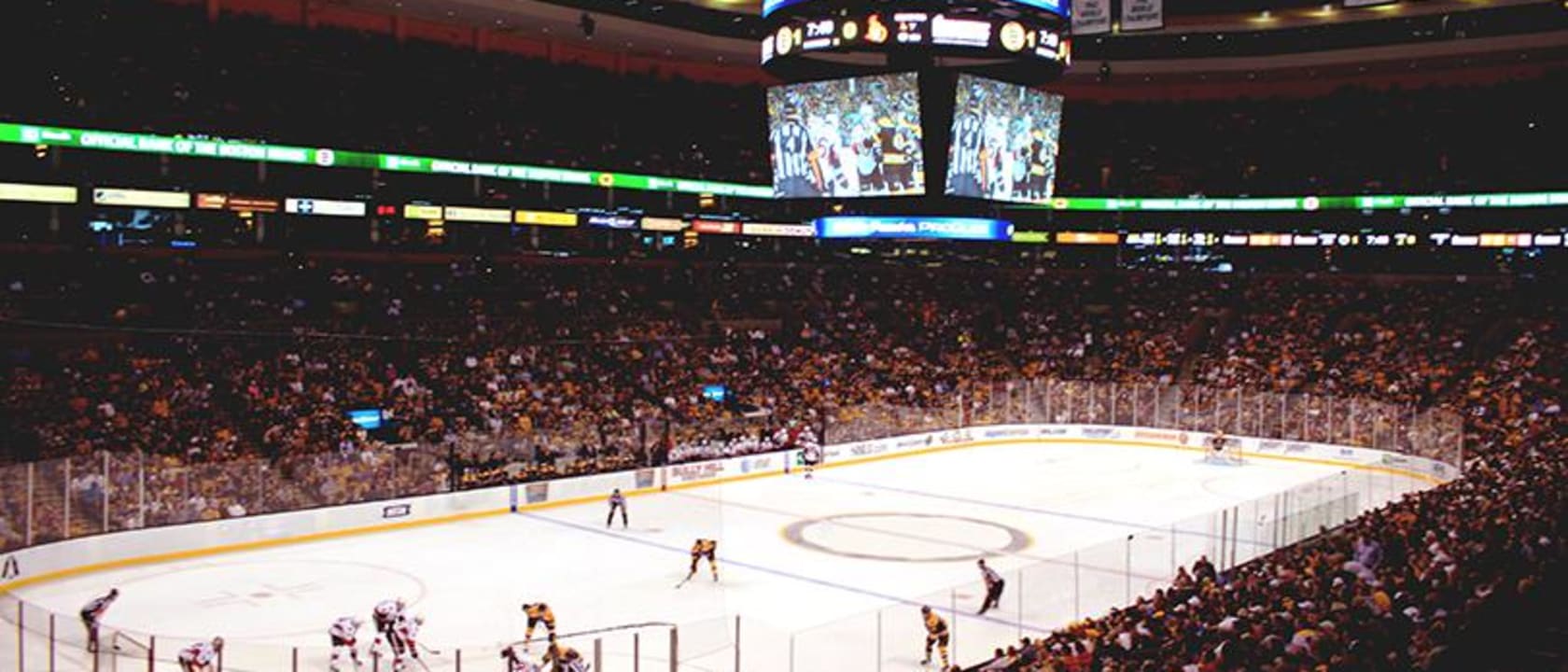Bruins Triumph Over Lightning with a 2-0 Victory Bruins Triumph Over Lightning with a 2-0 Victory