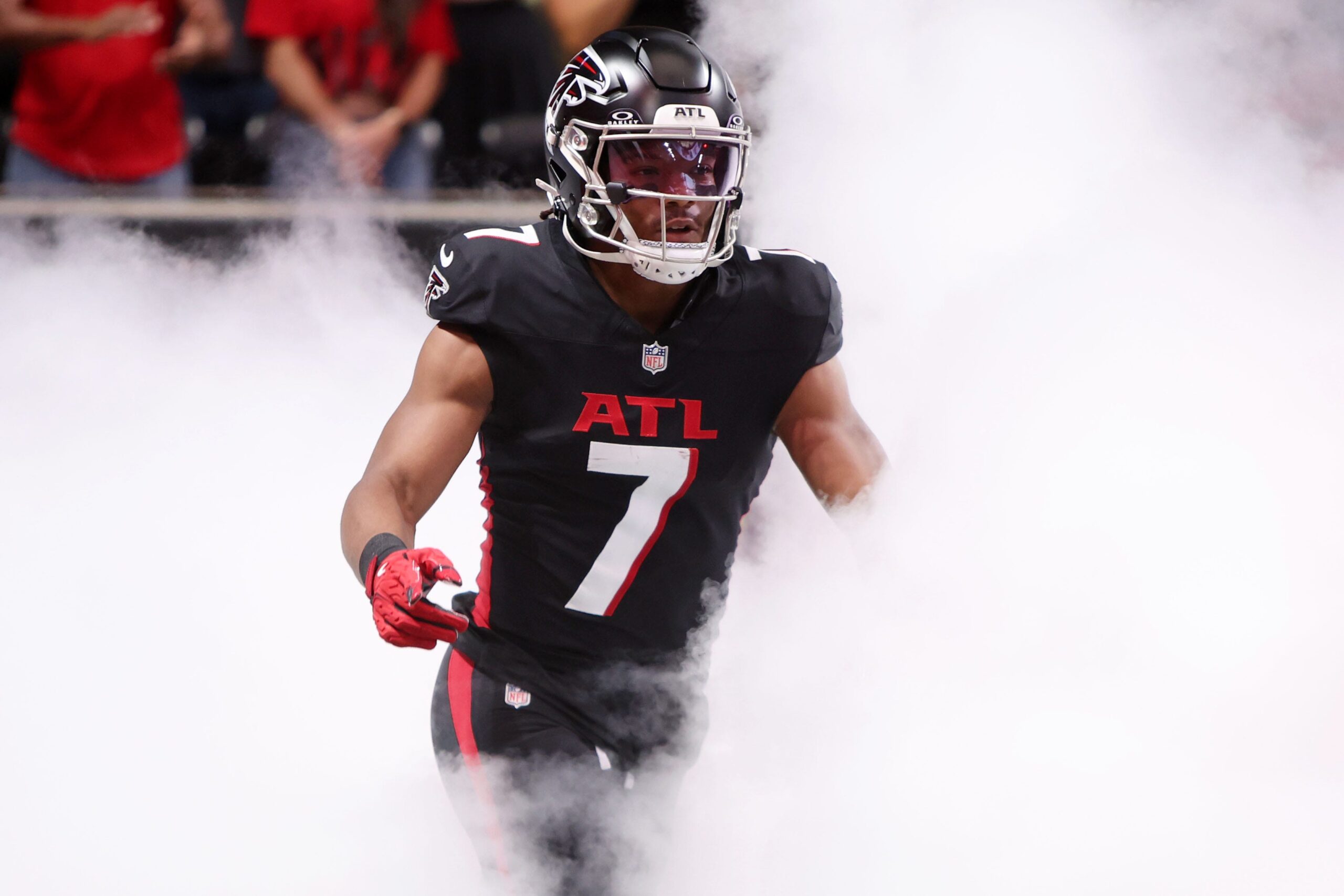 Bijan Robinson Shines in 2025 NFL Season