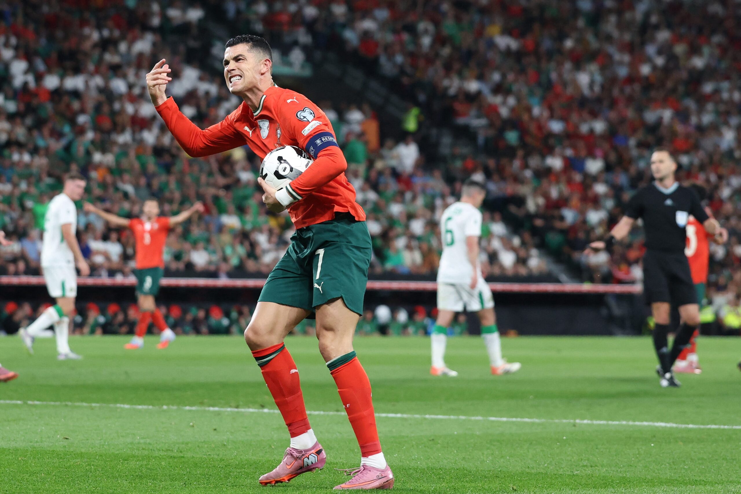 Portugal Aims to Secure World Cup Spot Against Hungary