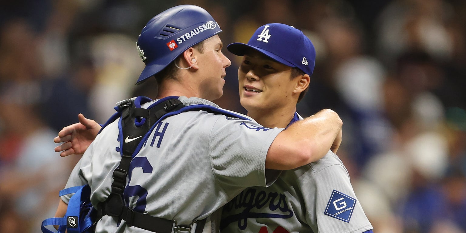 Yoshinobu Yamamoto Dominates in 2025 MLB Season with Dodgers