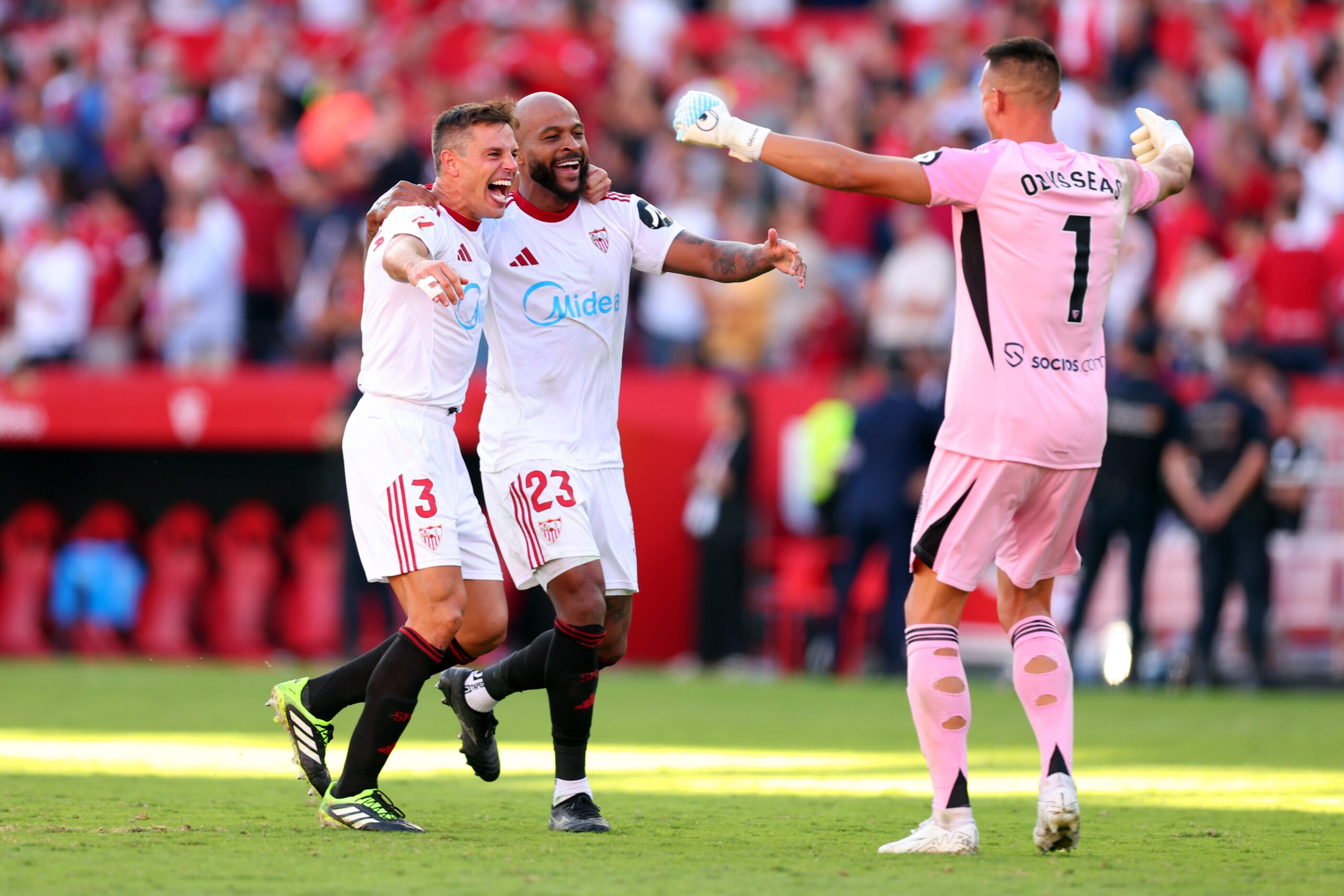 Real Sociedad Defeats Sevilla 2-1 in Thrilling La Liga Match Real Sociedad Defeats Sevilla 2-1 in Thrilling La Liga Match