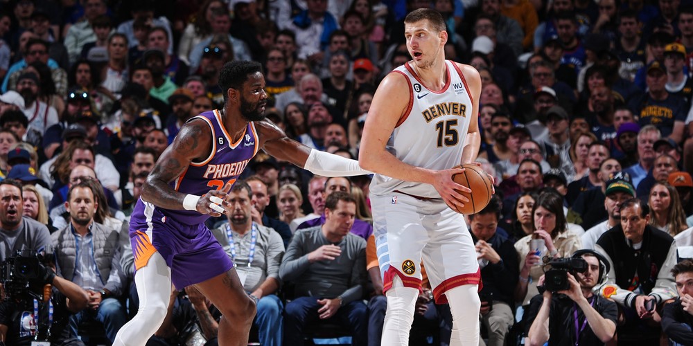 Denver Nuggets Dominate Phoenix Suns with 133-111 Victory