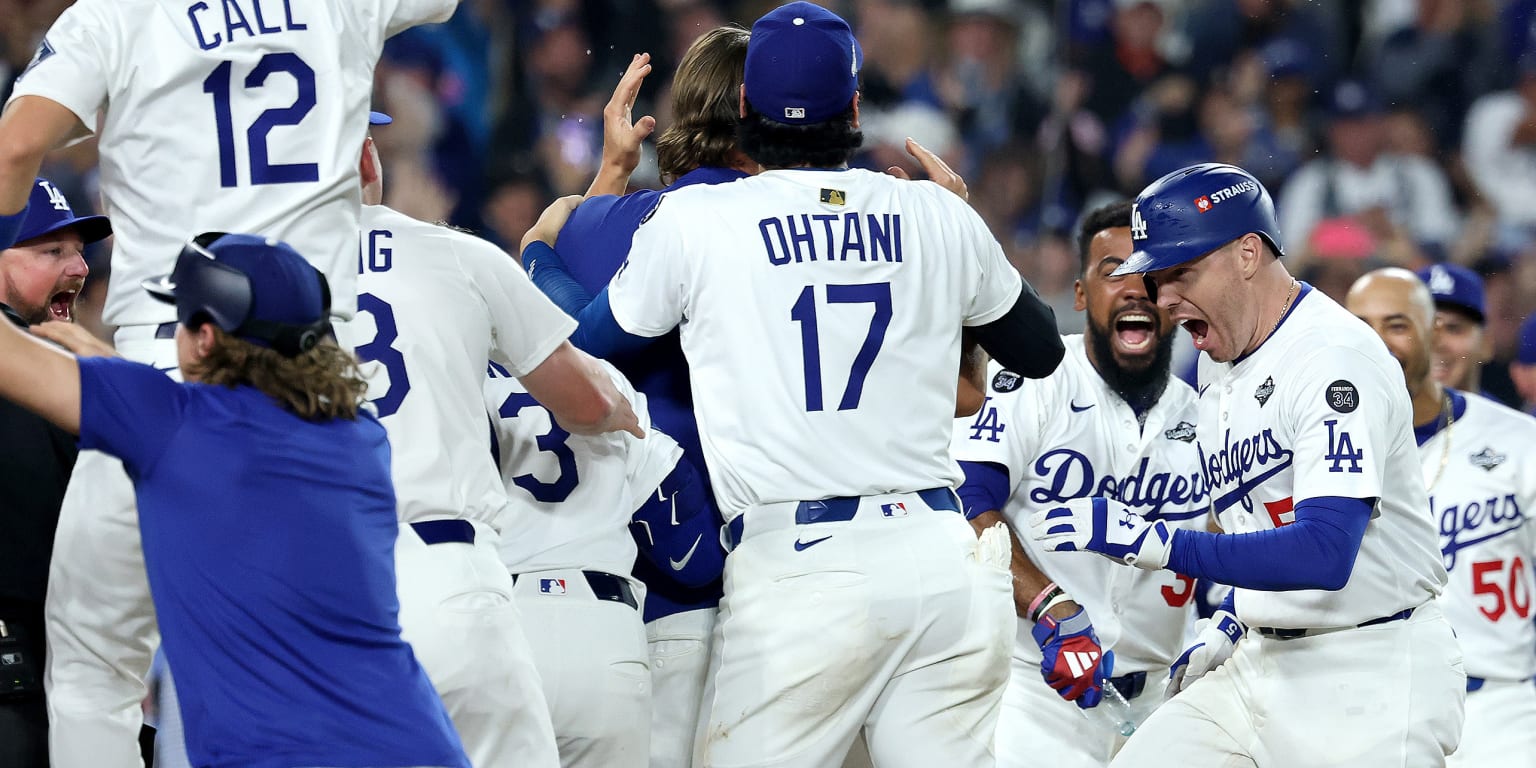 Dodgers Win Epic 18-Inning Game 3 Against Blue Jays Dodgers Win Epic 18-Inning Game 3 Against Blue Jays