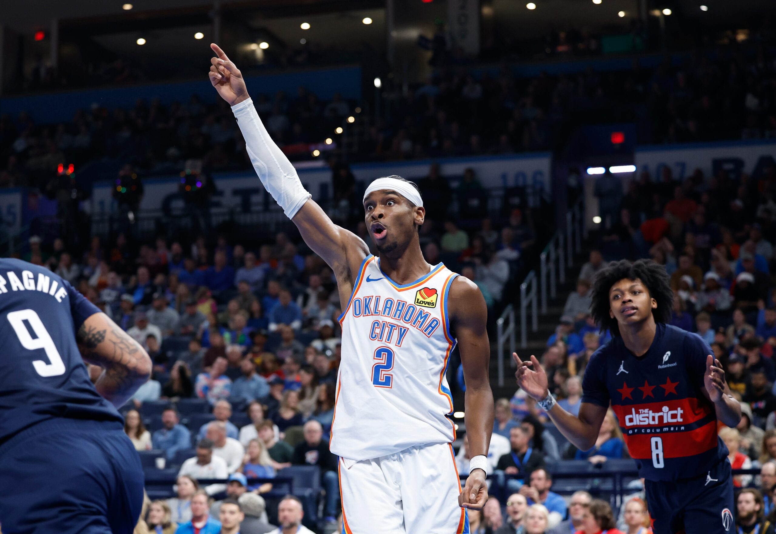 Thunder Dominate Wizards 136-95 to Continue Winning Streak Thunder Dominate Wizards 136-95 to Continue Winning Streak