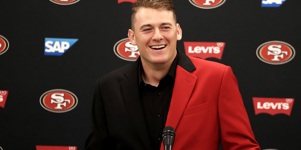 Mac Jones Ignites San Francisco 49ers’ Playoff Hopes