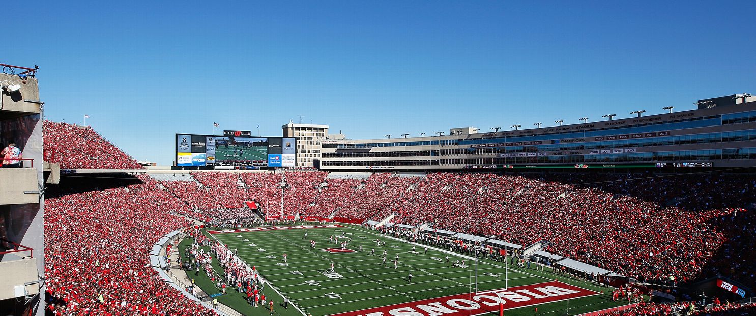 Wisconsin Shocks No. 23 Washington with a 13-10 Victory Wisconsin Shocks No. 23 Washington with a 13-10 Victory