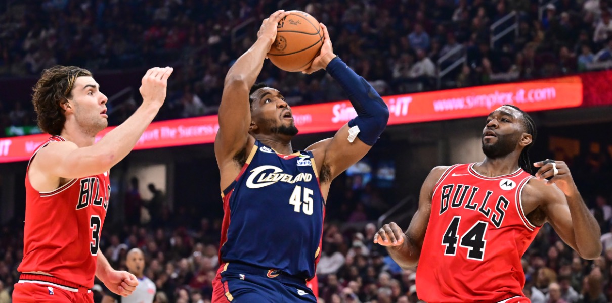 Bulls Defeat Cavaliers 119-112 in Preseason Clash