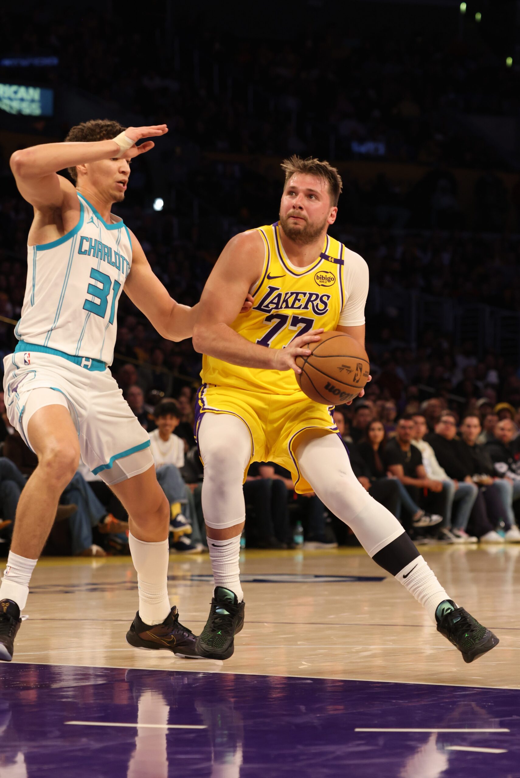 Lakers Look to Bounce Back Against Hornets Amid Injury Challenges