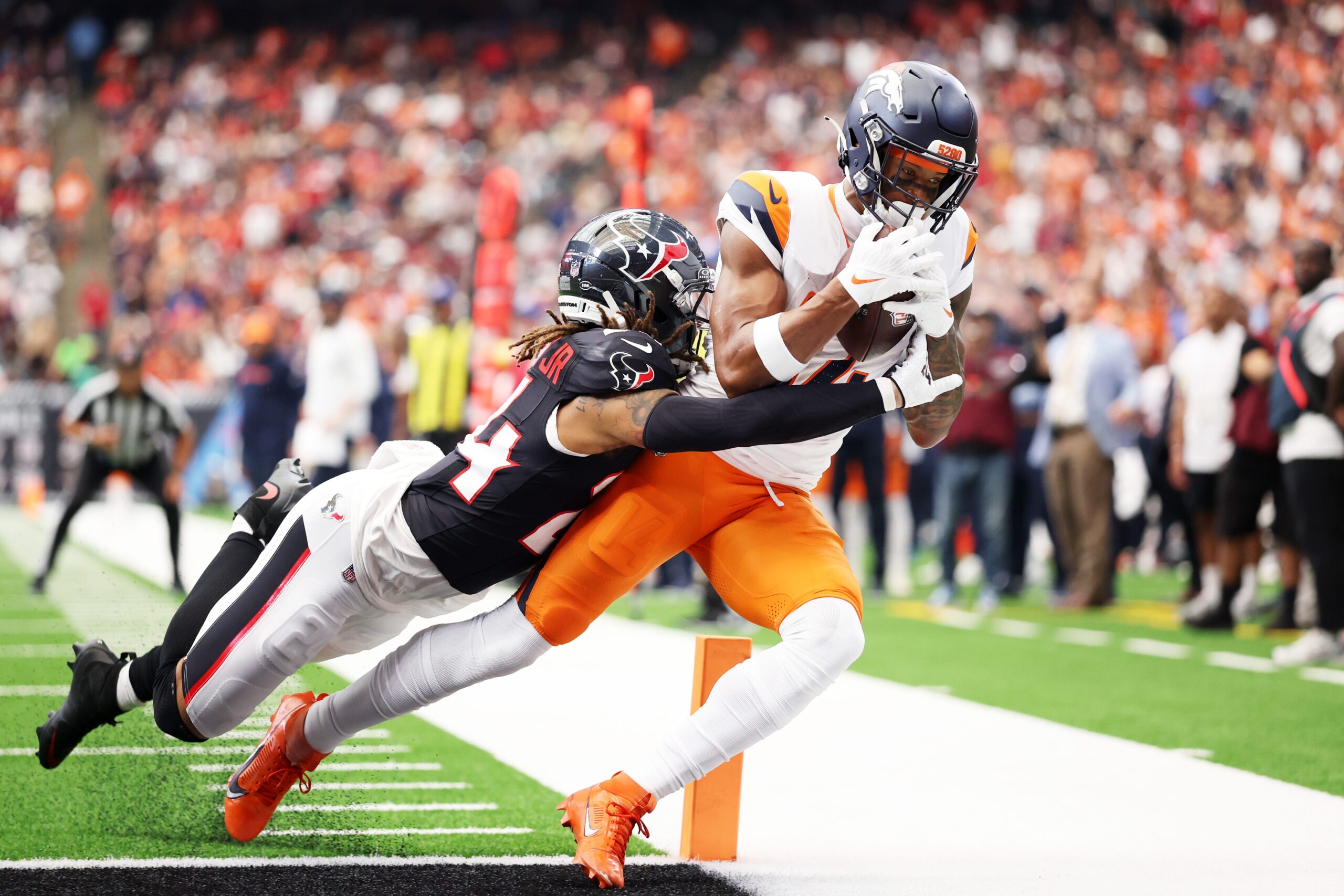 Broncos Secure 18-15 Come-From-Behind Victory Against Texans