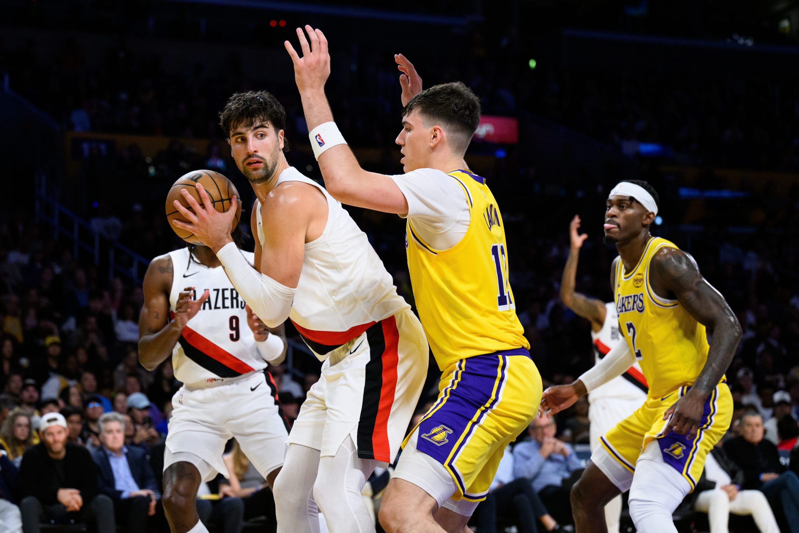 Portland Trail Blazers Prevail Over Los Angeles Lakers in Season Finale
