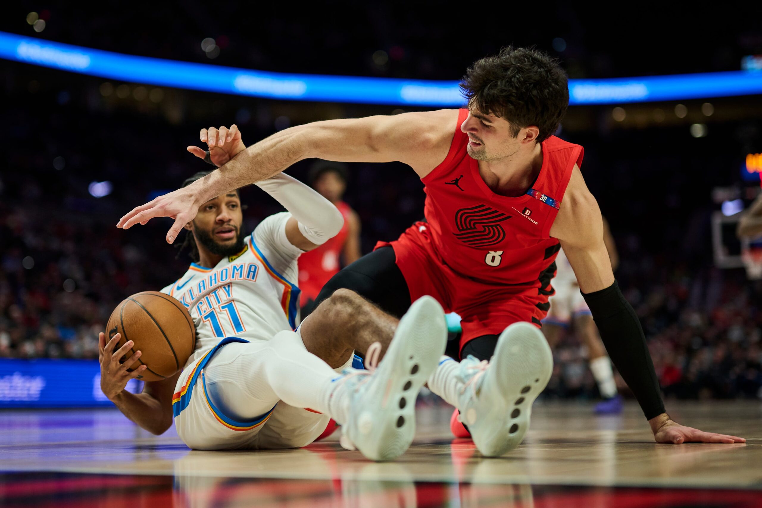 Thunder Continue Unbeaten Streak with Victory Over Trail Blazers