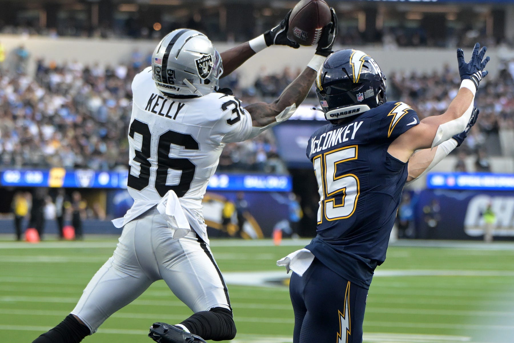 Raiders Struggle and Fall to Chargers in Another Tough Loss