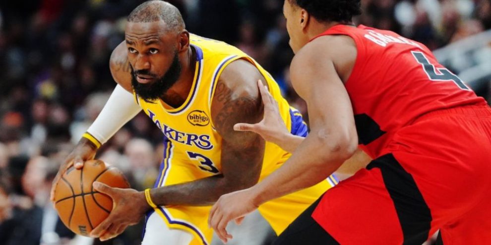 Lakers vs Raptors: Epic NBA Showdown Delivers Thrills and Drama! Lakers vs Raptors: Epic NBA Showdown Delivers Thrills and Drama!