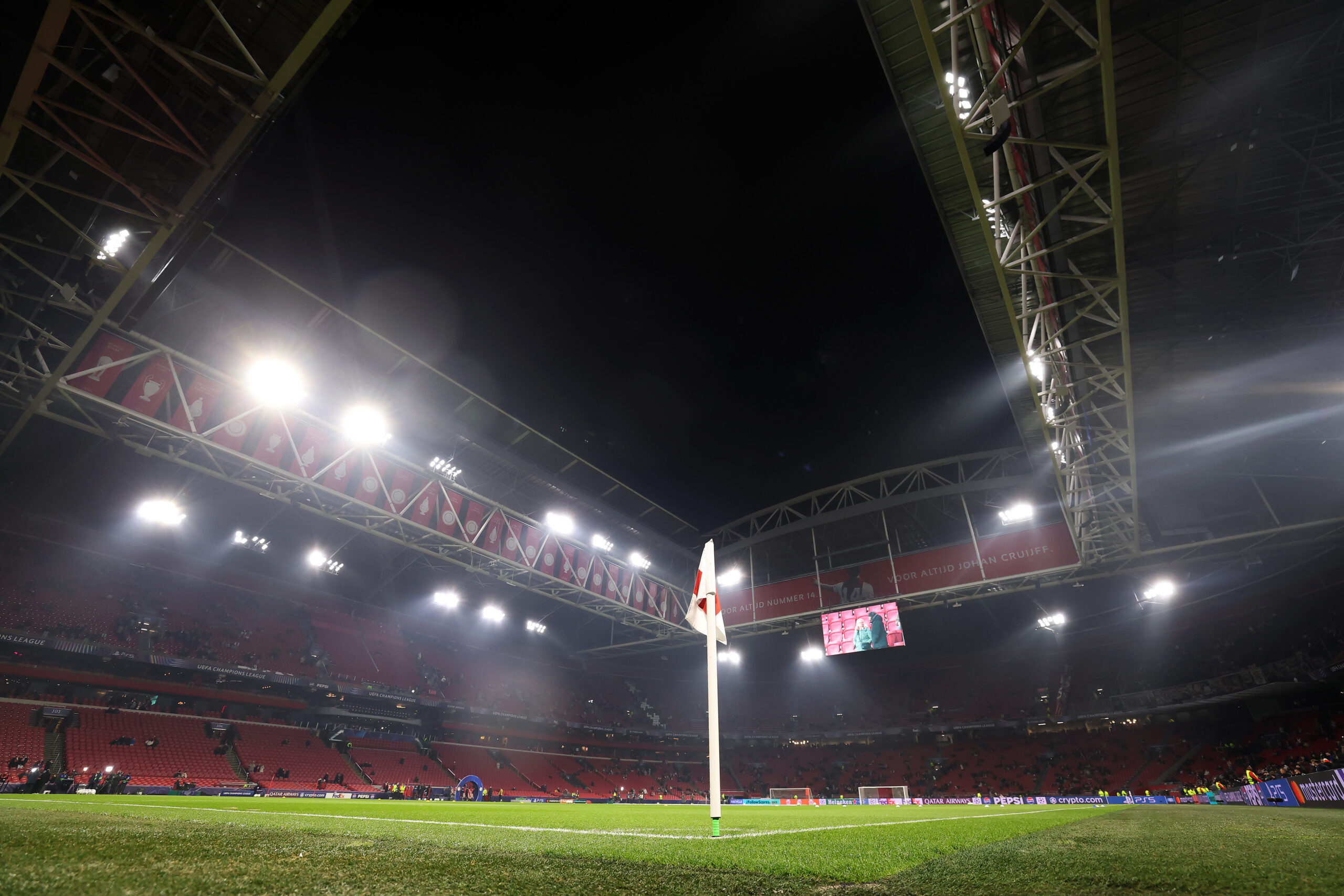Carlos García Eyeing New Managerial Adventure With Ajax